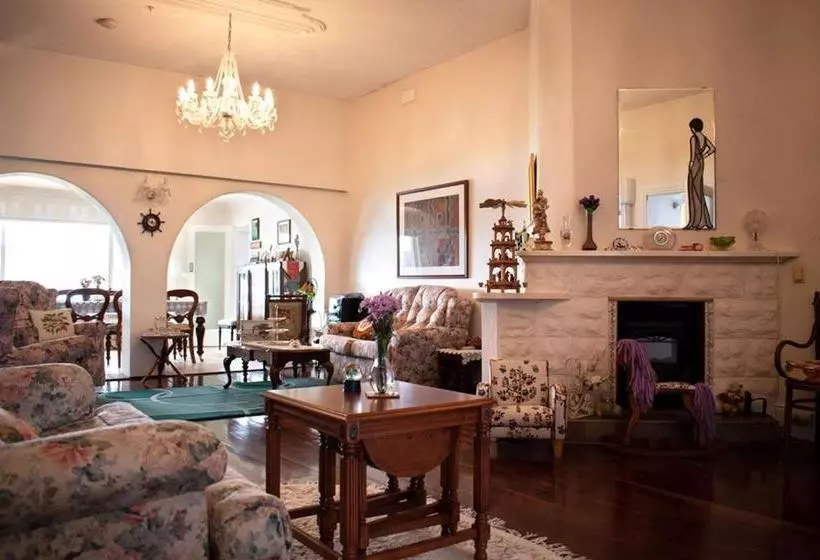 Boathouse Bunbury Bed & Breakfast