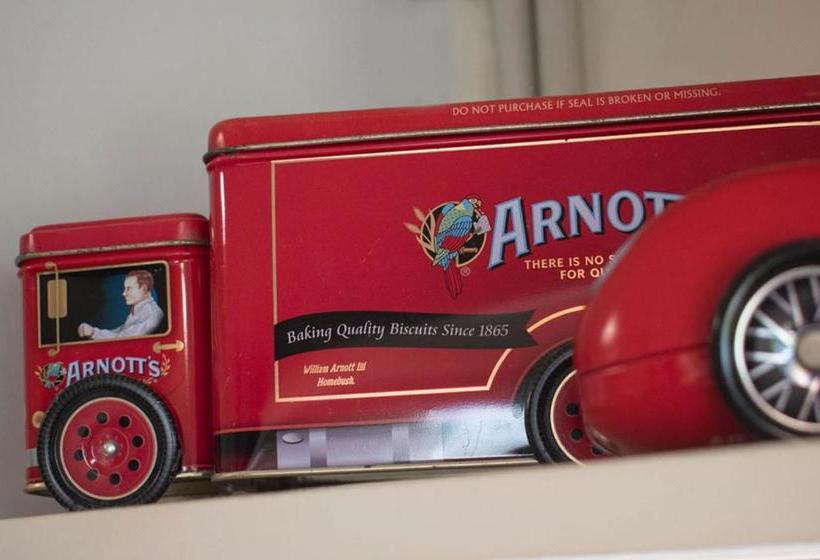 Boathouse Bunbury Bed & Breakfast