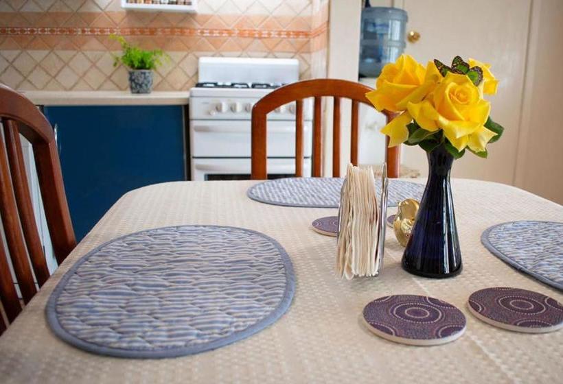 Boathouse Bunbury Bed & Breakfast