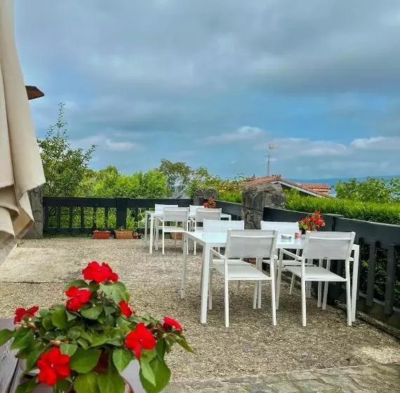 ホテル Agroturismo Kostegi