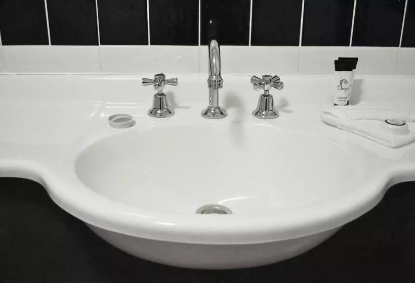 Meadowbrook Hotel Brisbane