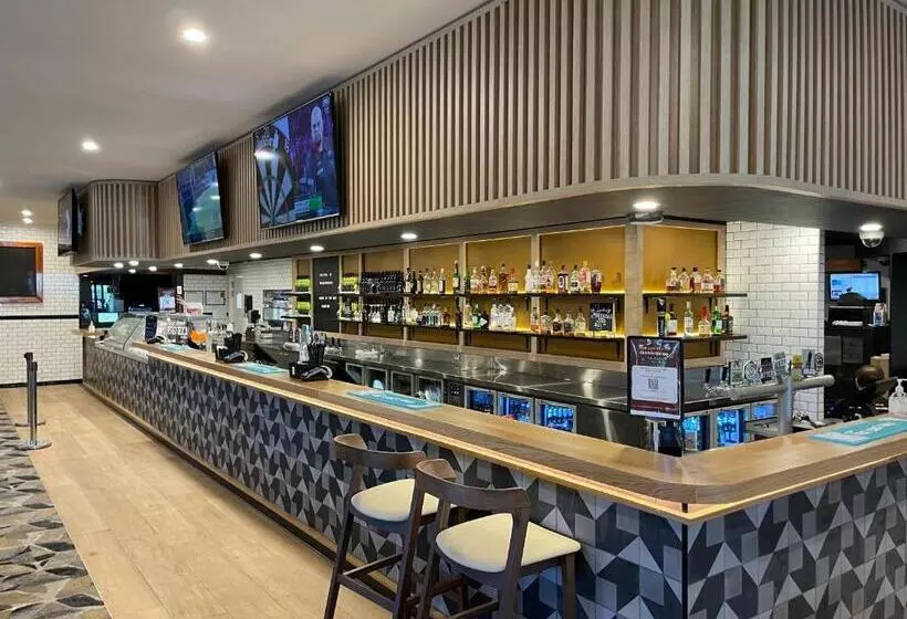 Meadowbrook Hotel Brisbane