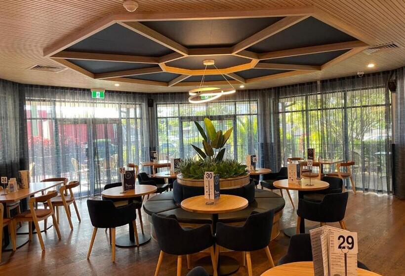 Meadowbrook Hotel Brisbane