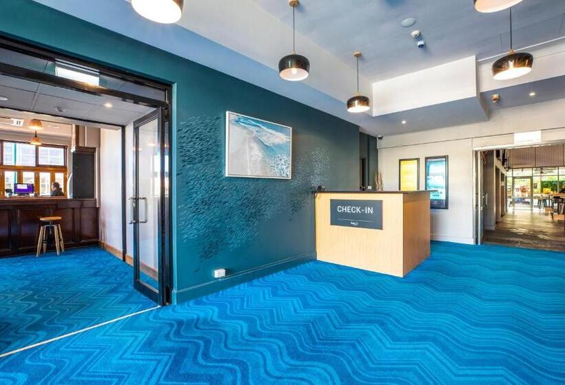 בית מלון כפרי Nightcap At Ocean Beach