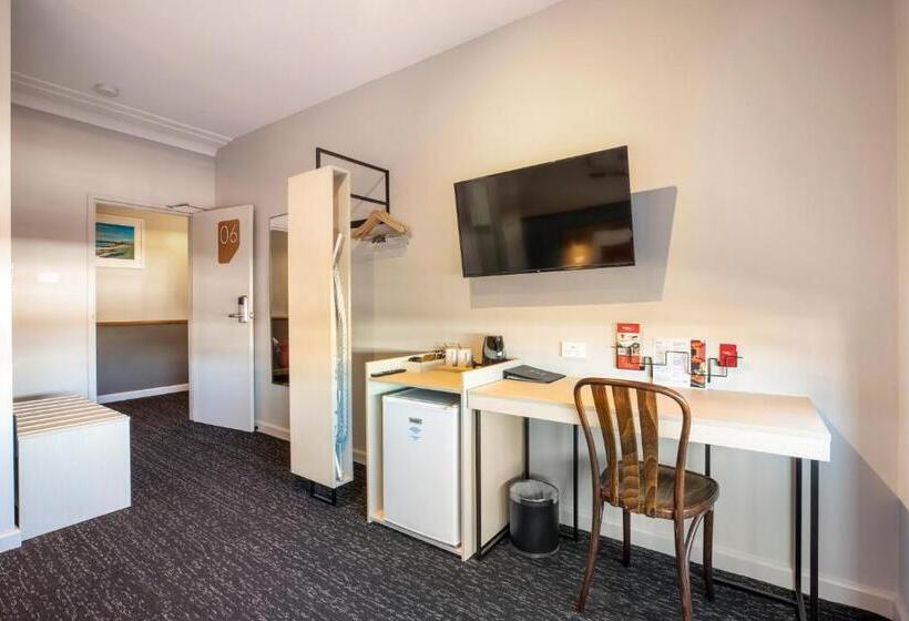 בית מלון כפרי Nightcap At Ocean Beach