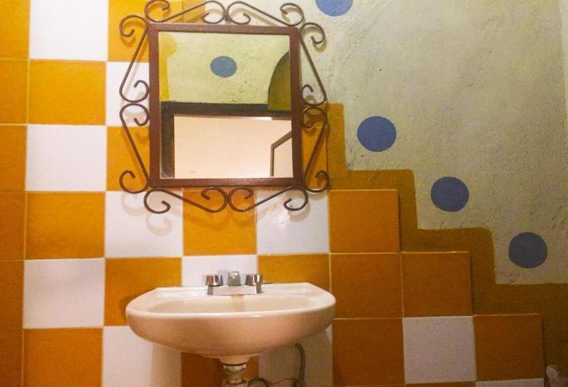 فندق Oyo Principal