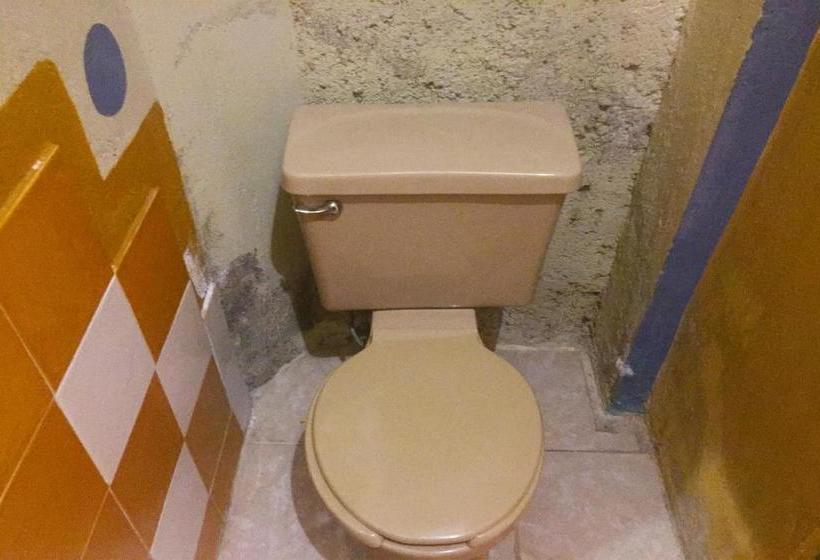 فندق Oyo Principal