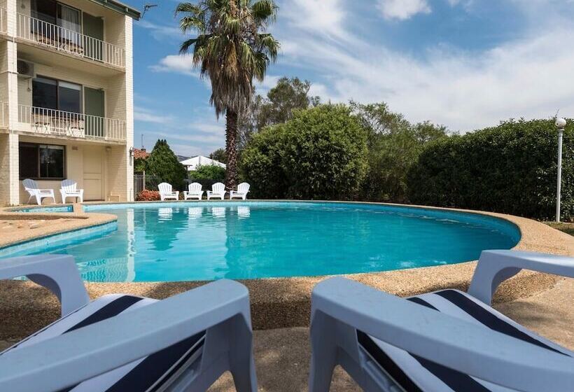 汽车旅馆  Harriet House Tumut