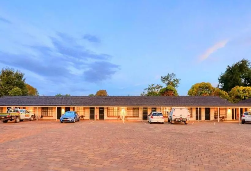 Motelli Southern Comfort Motor Inn