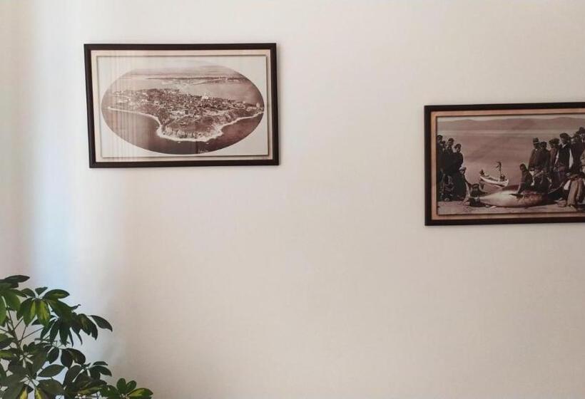 Пансион Adri Guest House