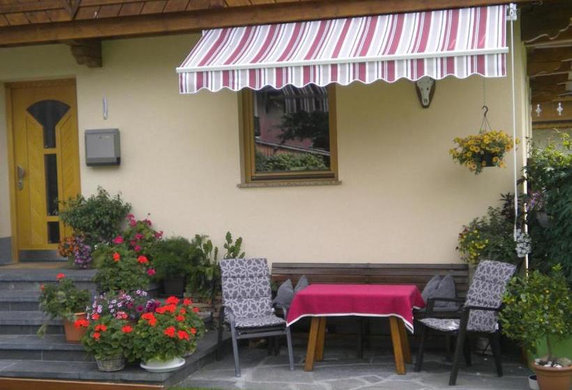 پانسیون Haus Waidmannsheil