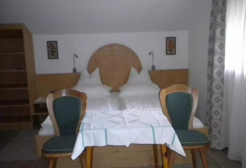 Majatalo Haus Waidmannsheil