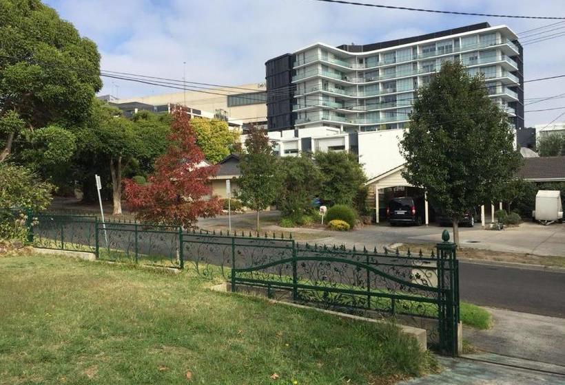 Пансион Doncaster Westfield Home Stay