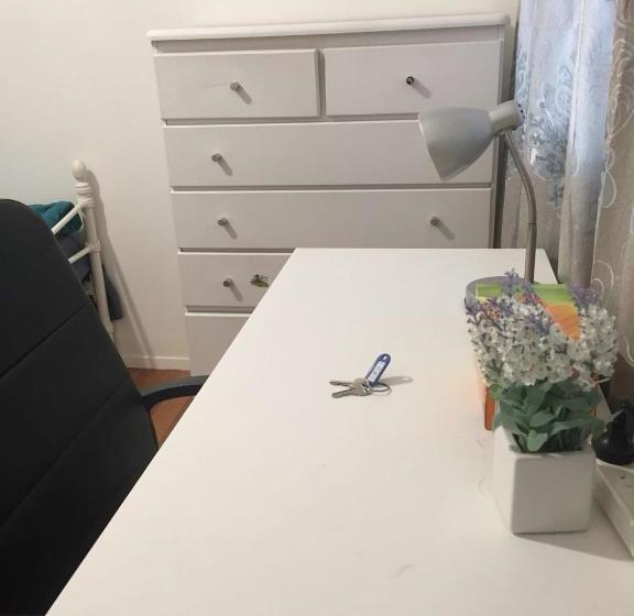 Пансион Doncaster Westfield Home Stay