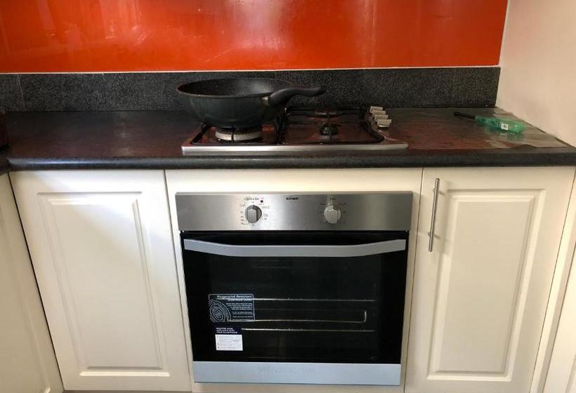 Пансион Doncaster Westfield Home Stay