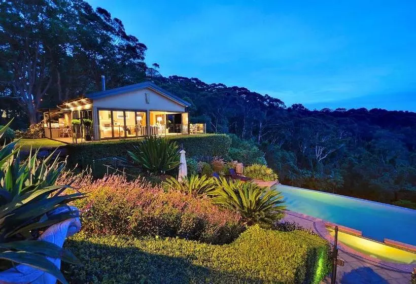 ペンション The Outlook Cabana