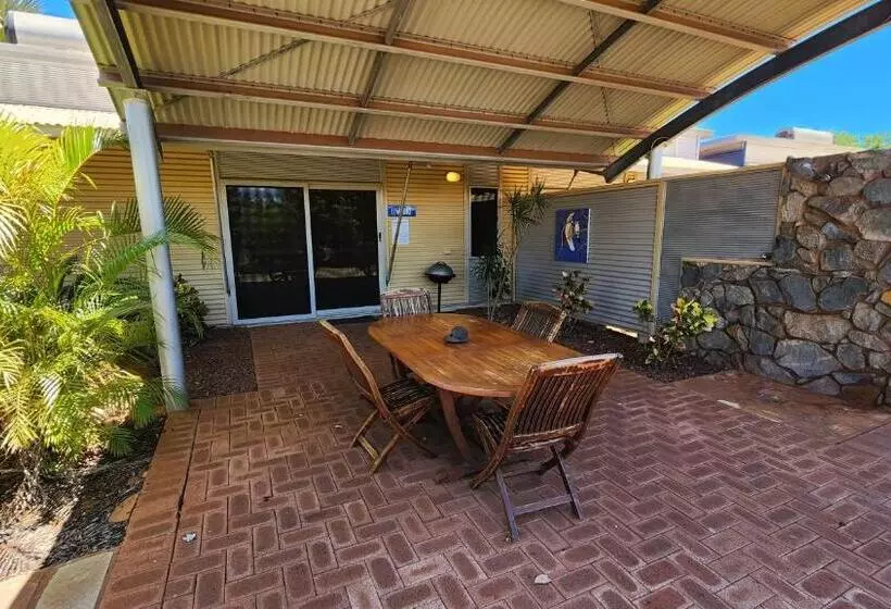 リゾートホテル Samson Beach Chalets