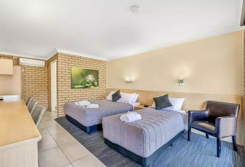 Stagecoach Inn Motel