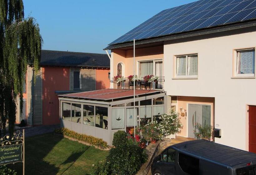 הוסטל Weinfelderhof