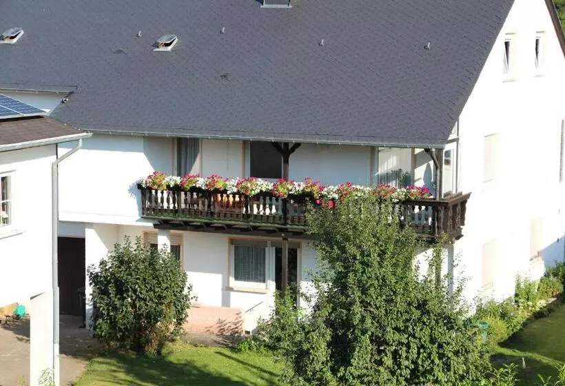 ユースホステル Weinfelderhof