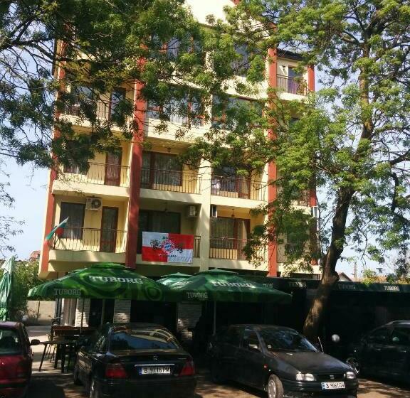 בית מלון כפרי Central Park Family