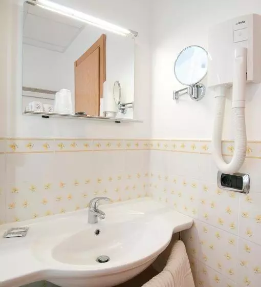 Hotelli Complesso Termale Vescine