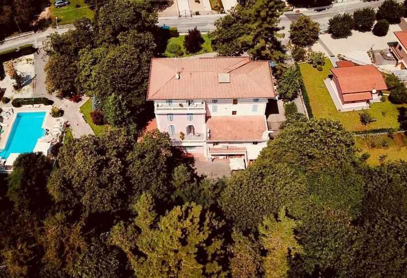 Отель Gioia Garden