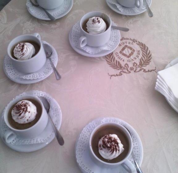 Отель Gioia Garden