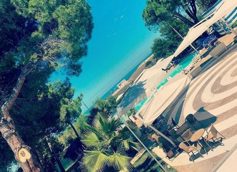 Hotel Perrozzi