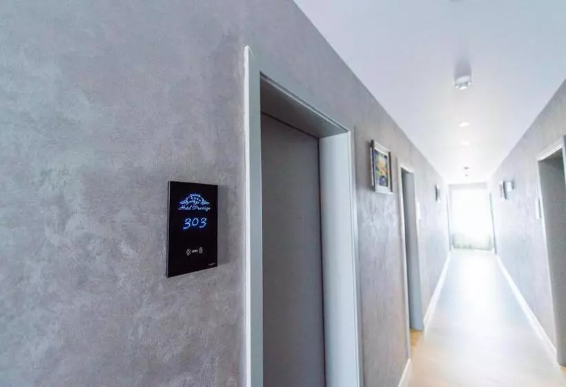 Hotel Prestige