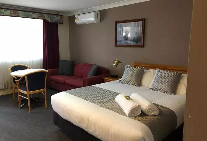 モーテル Highlands Motor Inn