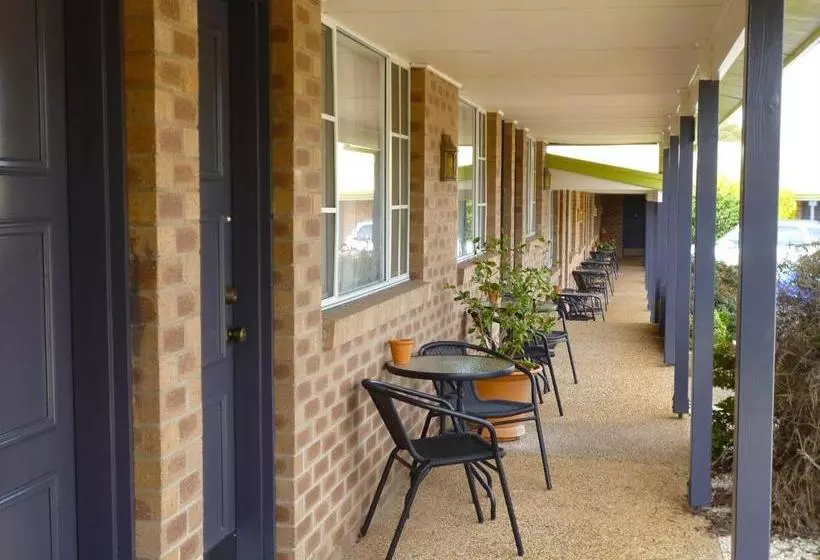 モーテル Highlands Motor Inn