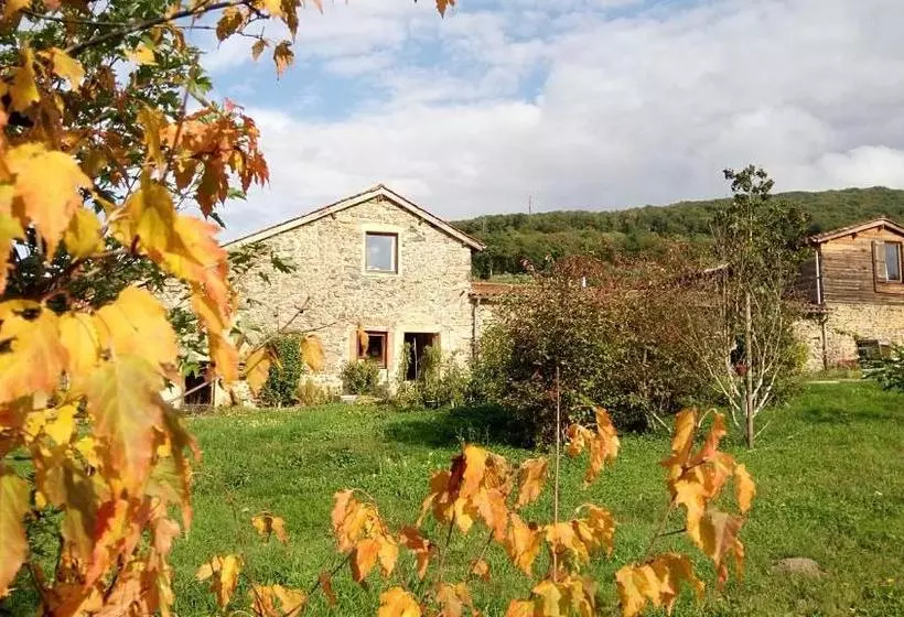 ペンション La Pierre Folle Chambres D Hôtes