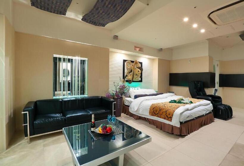 Hotel Axis  アクシス