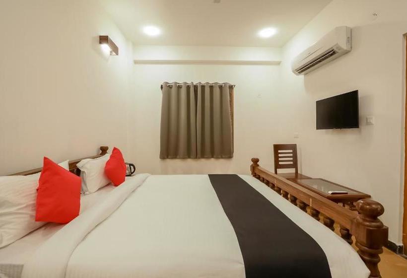 Hotell Capital O 61119 Surya Vilas