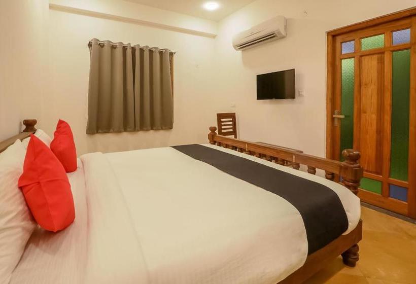 Hotell Capital O 61119 Surya Vilas