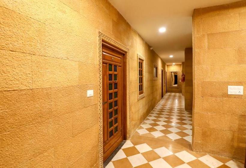 Hotell Capital O 61119 Surya Vilas