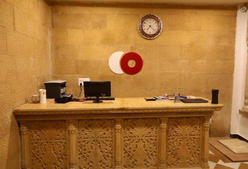 Hotell Capital O 61119 Surya Vilas