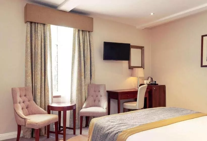 Hotelli Mercure Thame Lambert