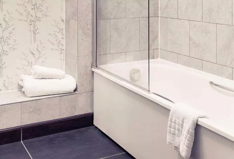 Hotelli Mercure Thame Lambert