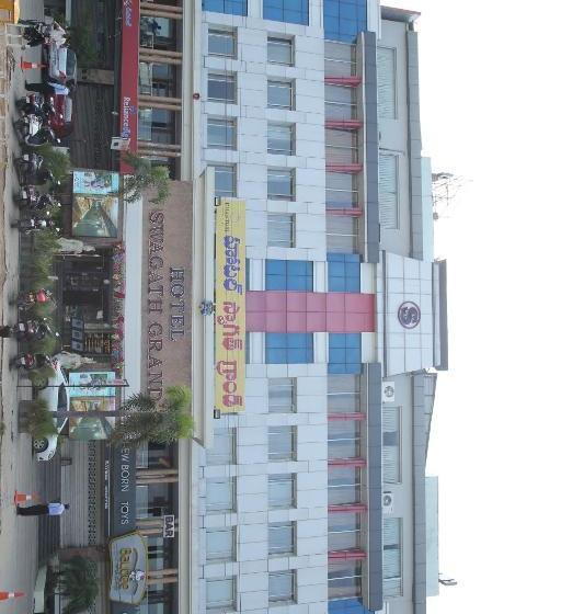 בית מלון כפרי Swagath Grand Nagole