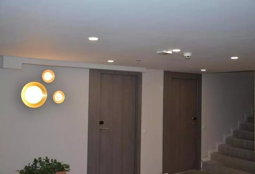 Boutique Urban Madrid Genova