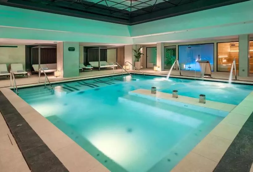 Catalonia Plaza España Hotel & Spa