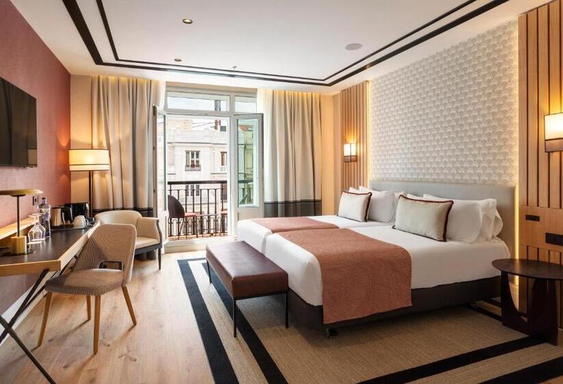 Catalonia Plaza España Hotel & Spa