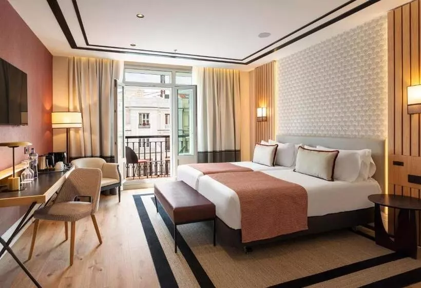 Catalonia Plaza España Hotel & Spa