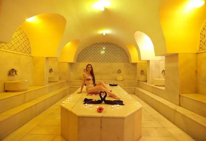 Fortezza Beach Resort