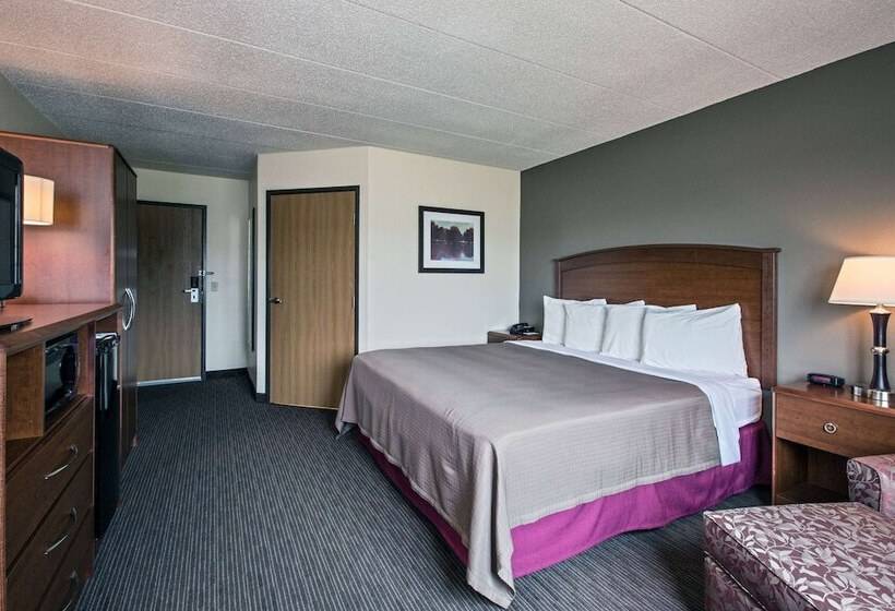فندق Americinn By Wyndham Grundy Center