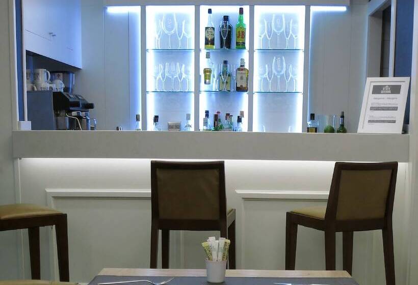 هتل Boutique Atrio