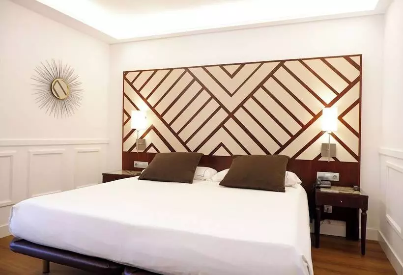 هتل Boutique Atrio