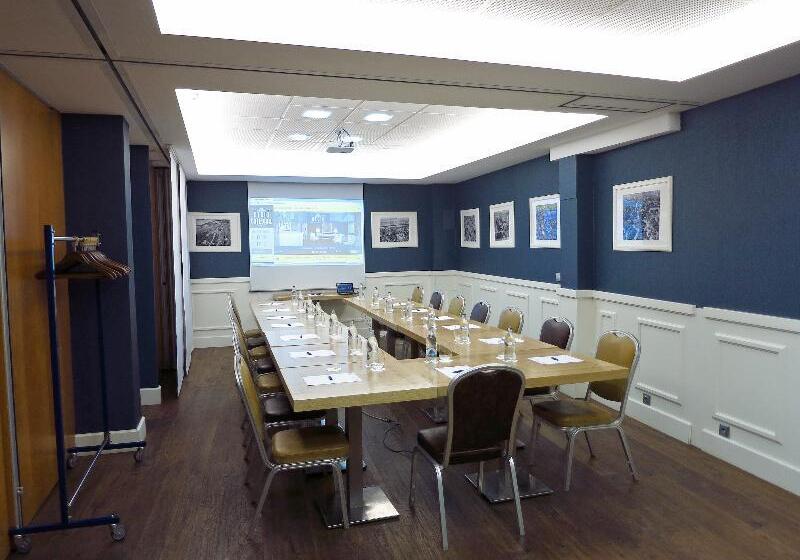 هتل Boutique Atrio